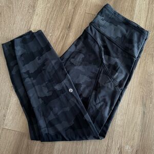 Lululemon Fast and Free High Rise Camo Leggings Size 12 With Pockets